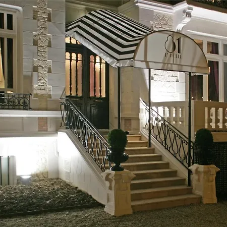 Hotel 81 L'hotel Deauville